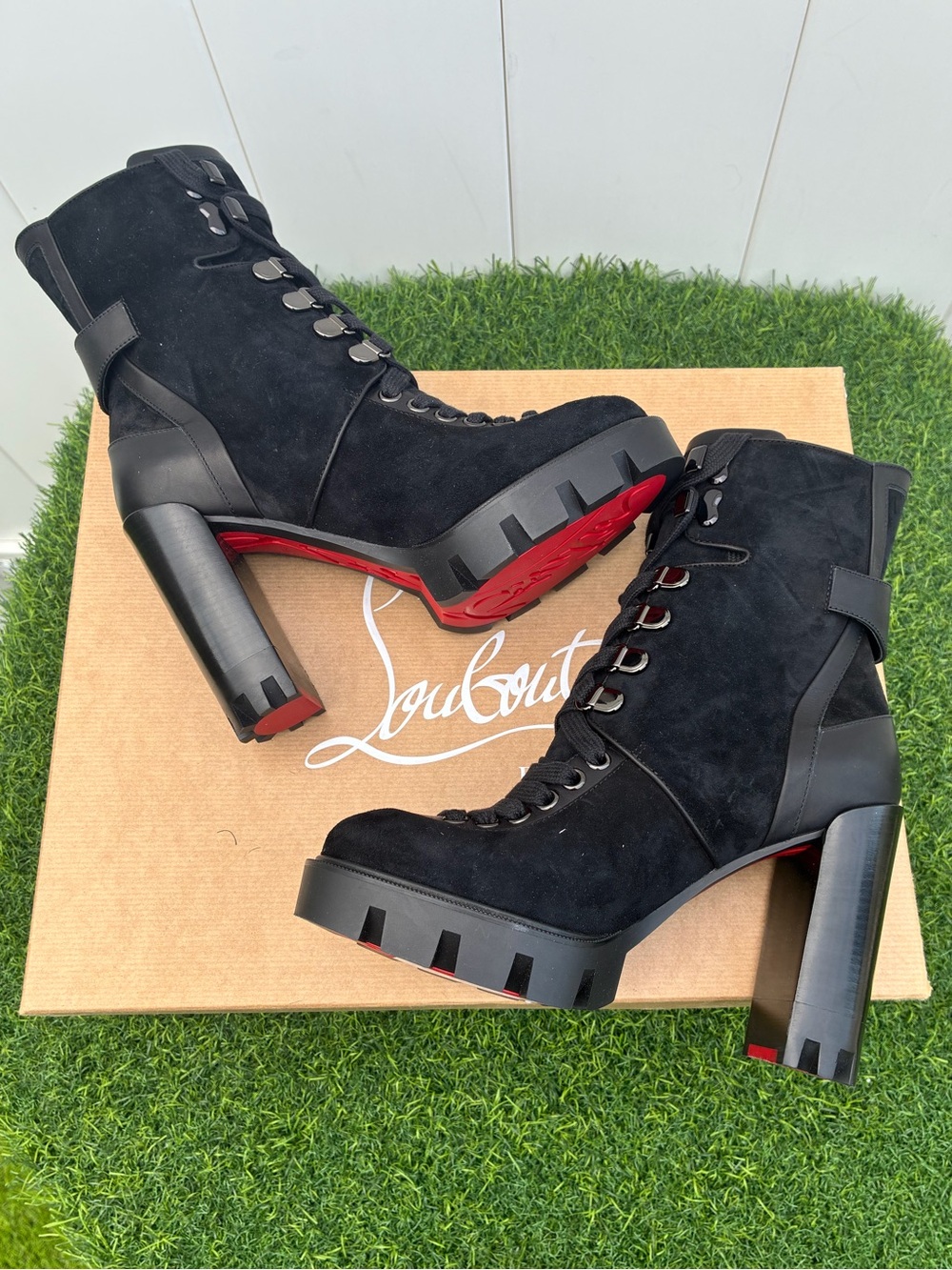 CHRISTIAN LOUBOUTIN NEW MACADEMIA 100 BLACK SUEDE LEATHER COMBAT BOOTS SZ 35.5